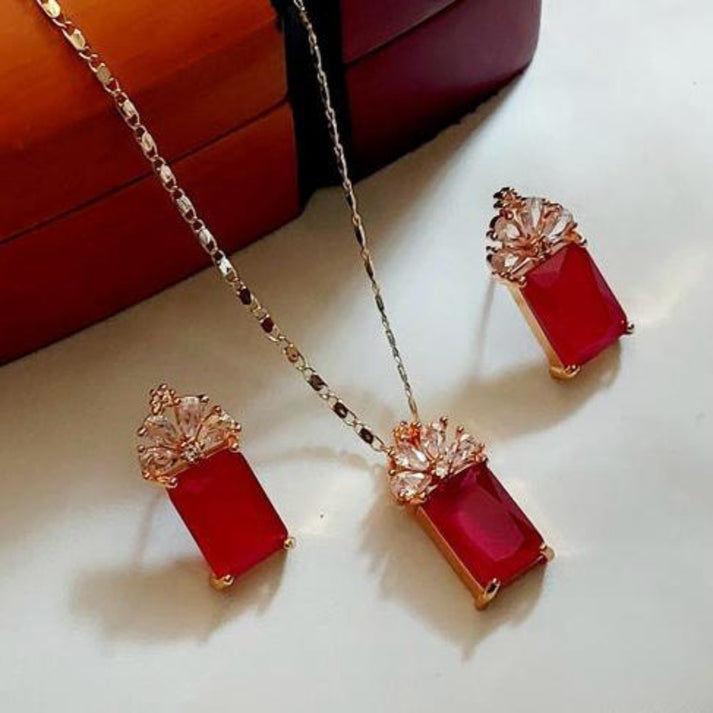 Elegant Fancy Gold Plated Necklace Sets for Girls/Women